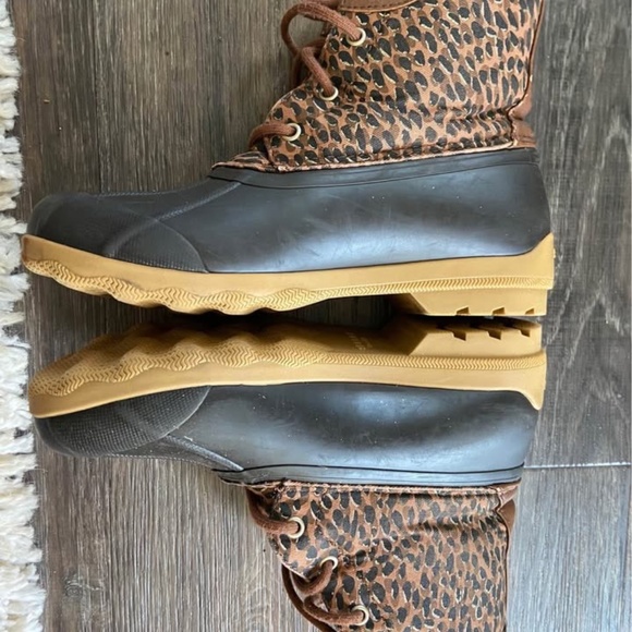 Sperry Duck Boots - Picture 3 of 4